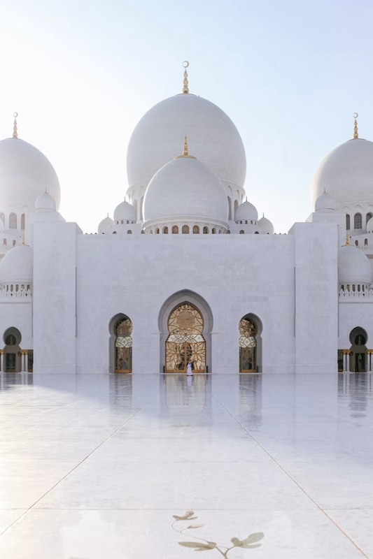 Sheikh Zayed Grand Mosque, Dubai + Abu Dhabi