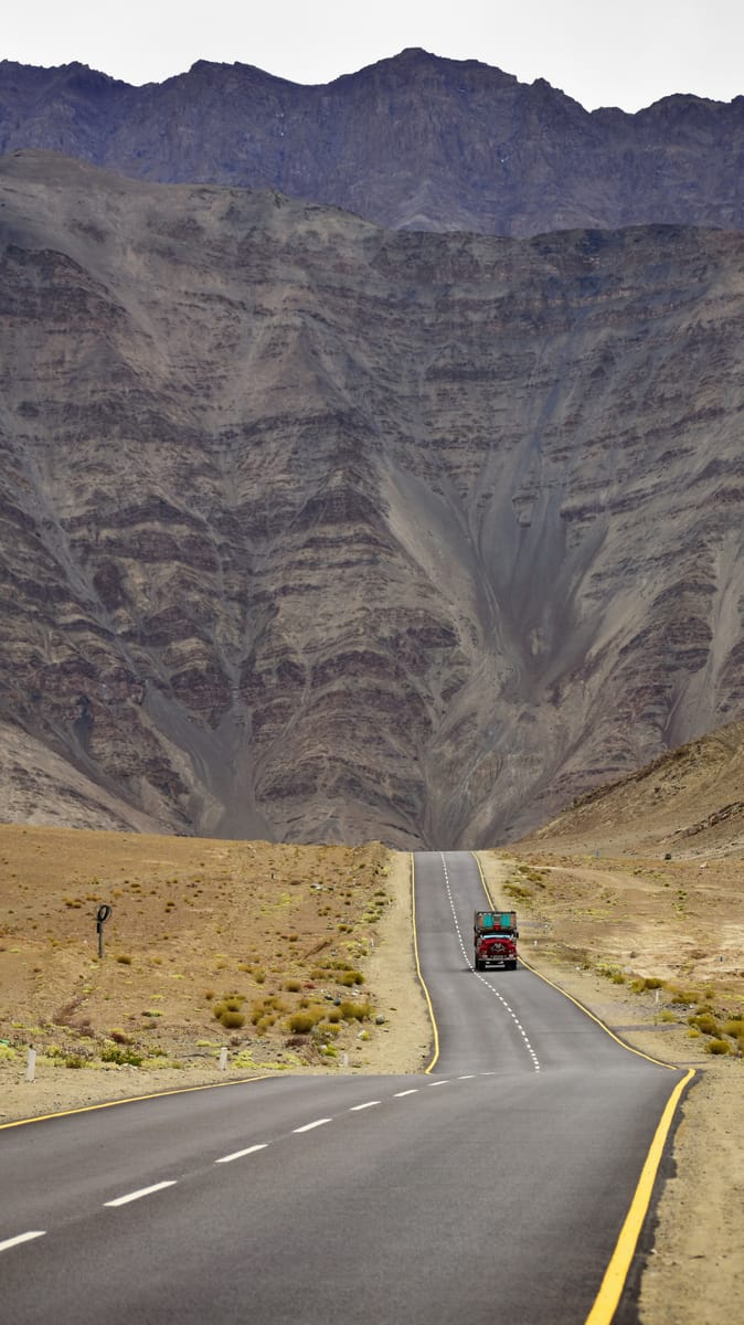 Magnetic Hill, Kashmir – Leh – Ladakh