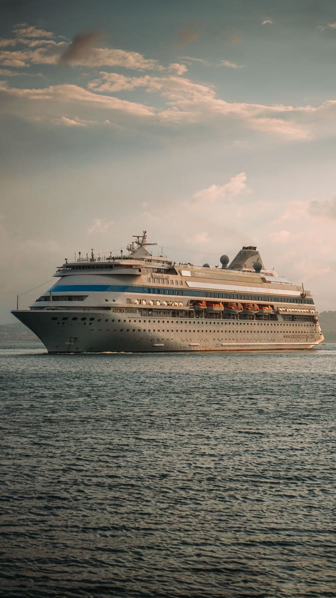 Lagoon cruises, Lakshadweep